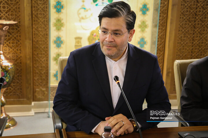 سفر معاون عمرانی وزیر کشور به اصفهان