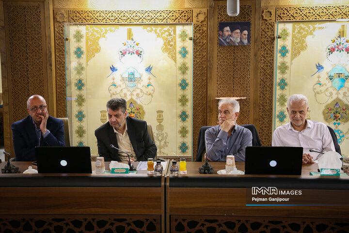 سفر معاون عمرانی وزیر کشور به اصفهان