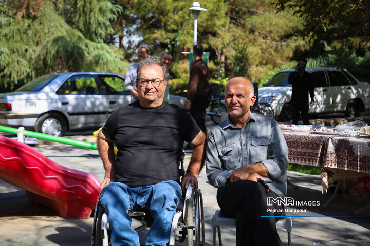 دورهمی بازنشستگان شهرداری اصفهان