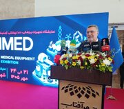 وزیر بهداشت: حل مشکل نقدینگی تجهیزات پزشکی را با سازمان برنامه پیگیری می‌کنیم