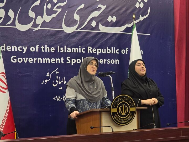 مهاجرانی: دولت به دنبال حضور ۳۰ درصدی زنان در مناصب مدیریتی است