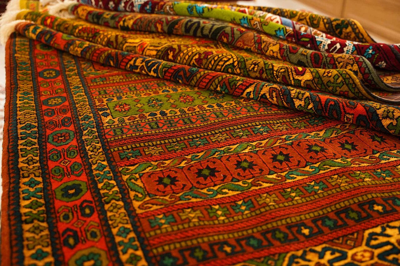 قصه خوی در تار و پود قالی ریزماهی