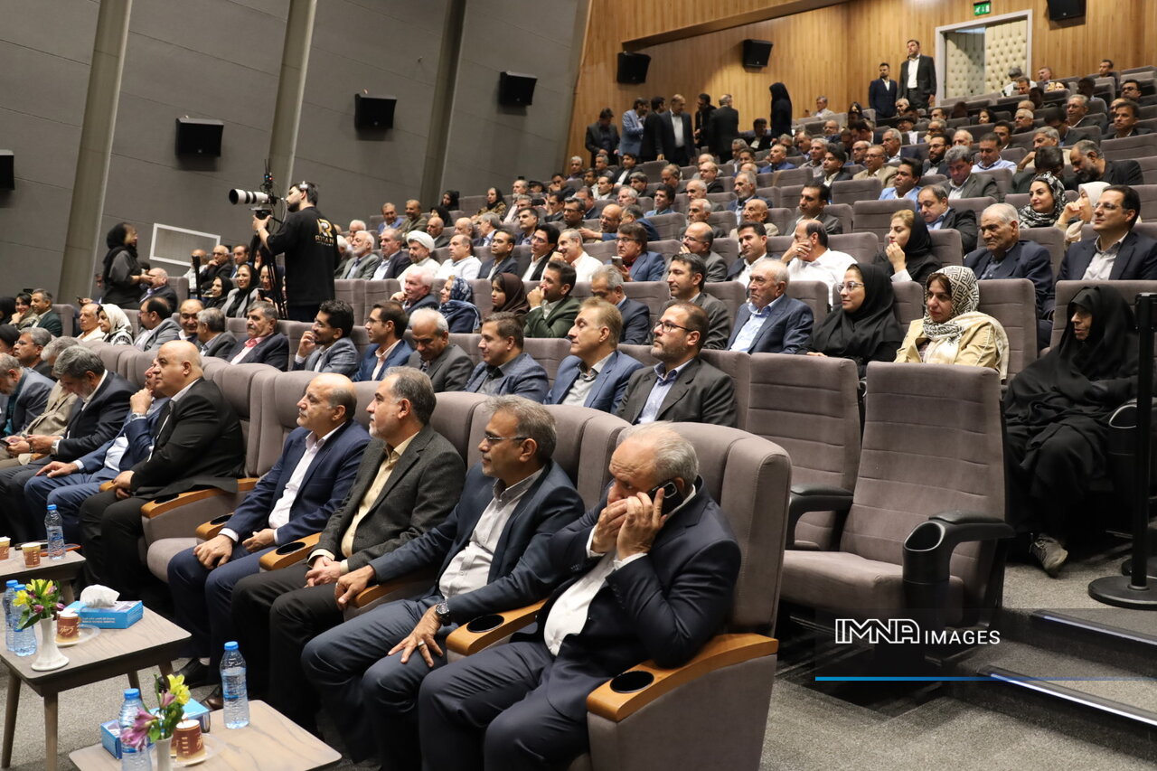 جهش تعهدات خیرین مدرسهساز از ۱۲ به ۲۰ همت با آغاز نهضت عدالت آموزشی