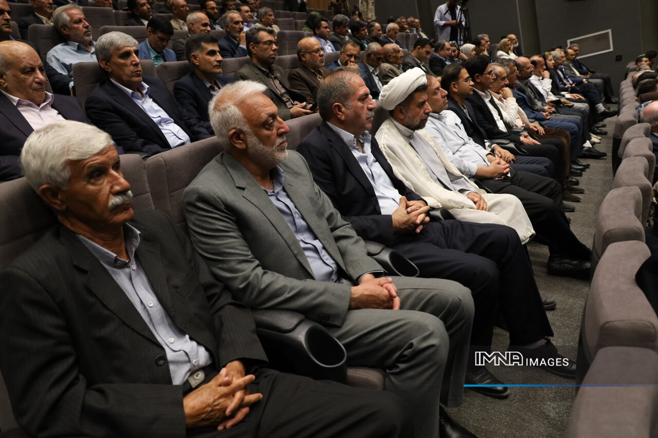 جهش تعهدات خیرین مدرسهساز از ۱۲ به ۲۰ همت با آغاز نهضت عدالت آموزشی
