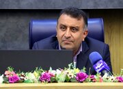 از پیوند زدن پیگیری مطالبات و خدمات‌رسانی به گرایش‌های سیاسی پرهیز شود