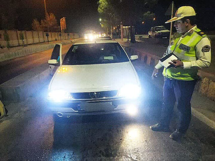 برخورد قاطع پلیس با خودروهای دارای چراغ‌های زنون