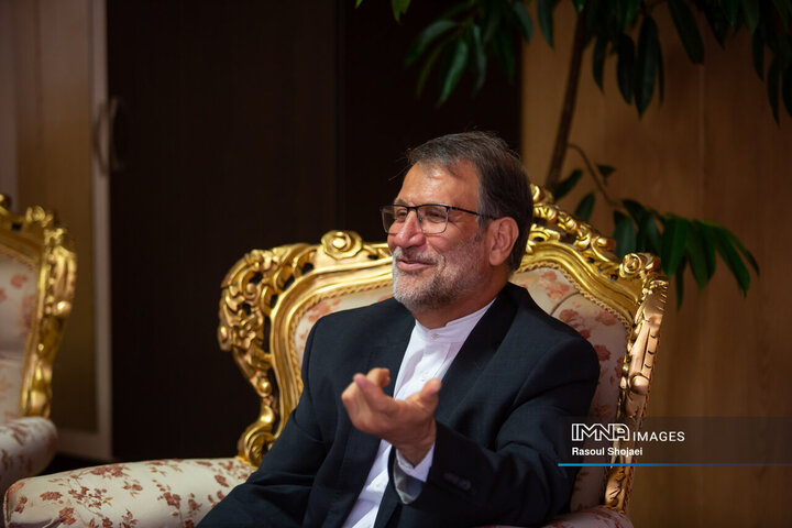 علی کردآبادی، سرپرست دفتر نمایندگی وزارت امور خارج در استان اصفهان