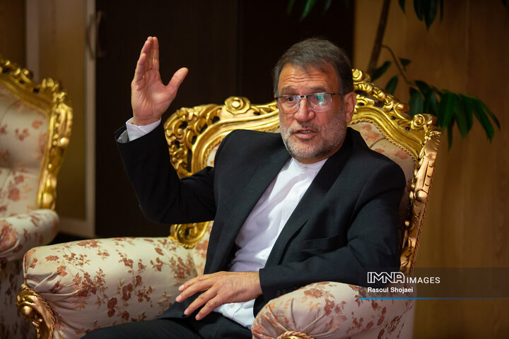 علی کردآبادی، سرپرست دفتر نمایندگی وزارت امور خارج در استان اصفهان