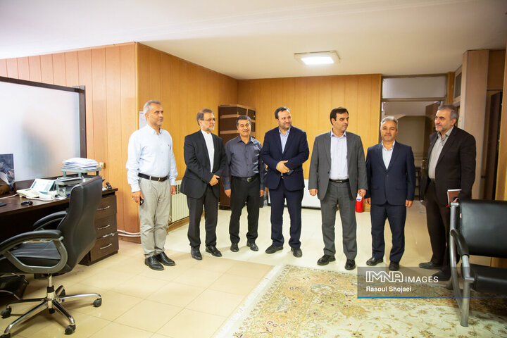 دیدار رئیس مرکز پژوهش های شورا و مدیرکل ارتباطات شهرداری با نماینده وزارت امور خارجه
