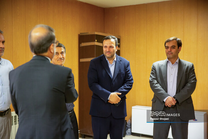 دیدار رئیس مرکز پژوهش های شورا و مدیرکل ارتباطات شهرداری با نماینده وزارت امور خارجه