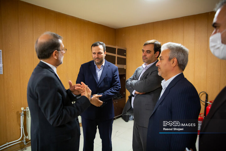 دیدار رئیس مرکز پژوهش های شورا و مدیرکل ارتباطات شهرداری با نماینده وزارت امور خارجه
