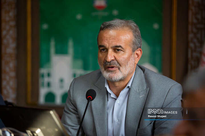 ضوابط شهری را با مشارکت مردم و در چارچوب قانون اصلاح کنیم