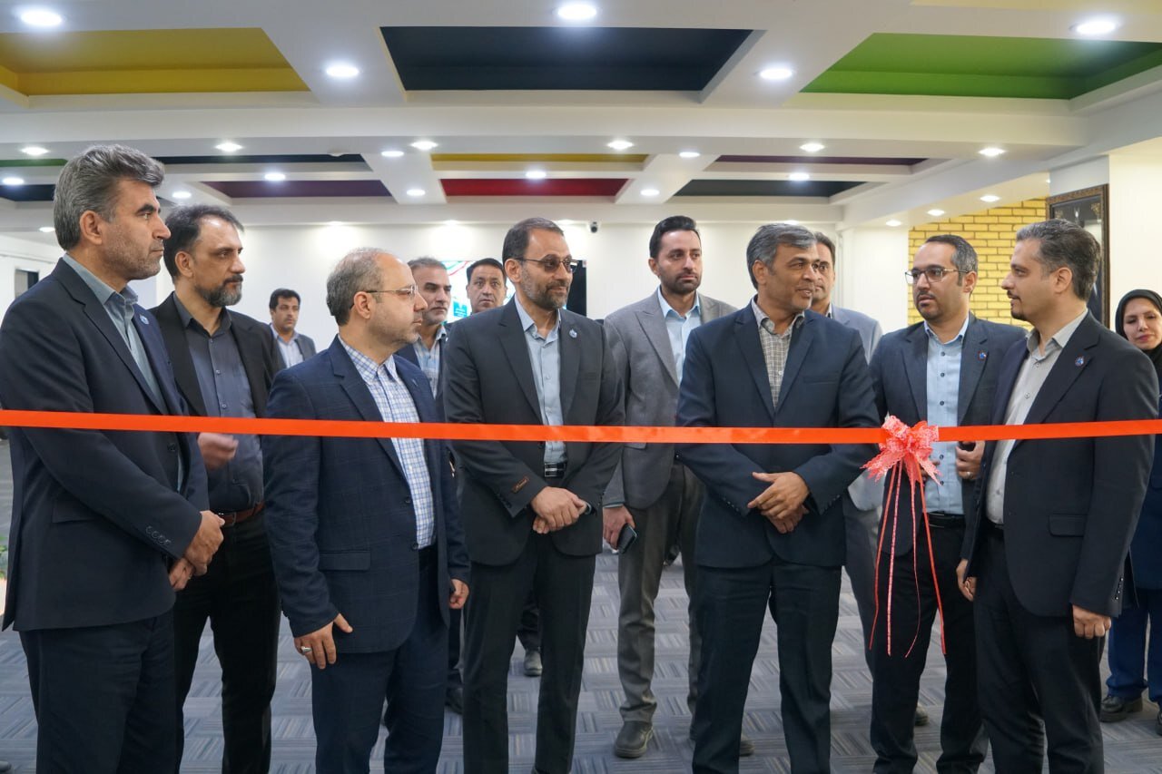 پردیس تجهیزات پزشکی و سلامت در دانشگاه آزاد نجف‌آباد افتتاح شد