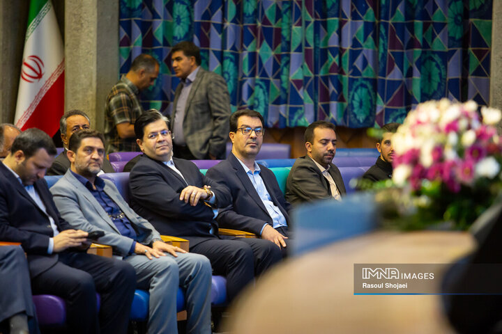 نشست تحول مفاهیم شهری و مسیر حرکت به سوی شهرهای دانش‌بنیان، هوشمند و شناختی