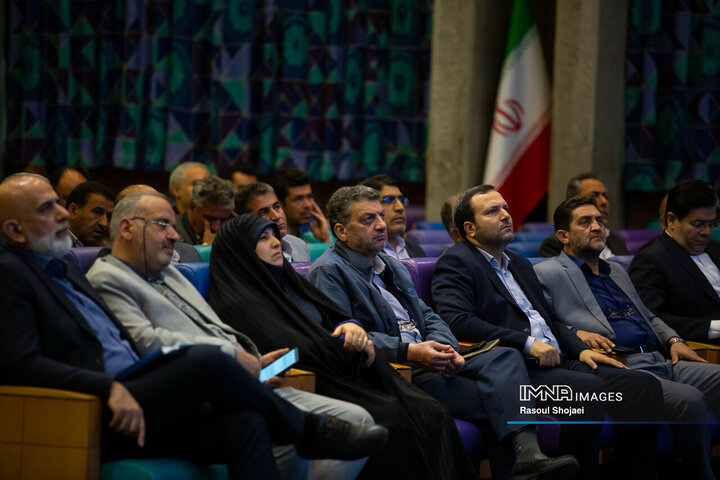 نشست تحول مفاهیم شهری و مسیر حرکت به سوی شهرهای دانش‌بنیان، هوشمند و شناختی