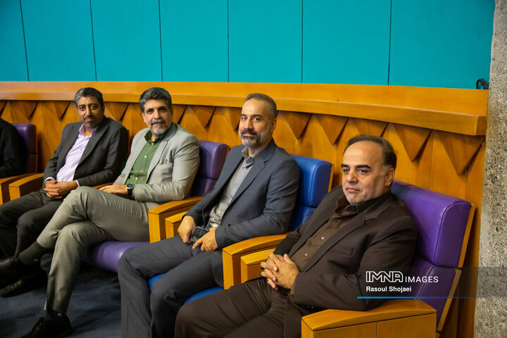 نشست تحول مفاهیم شهری و مسیر حرکت به سوی شهرهای دانش‌بنیان، هوشمند و شناختی
