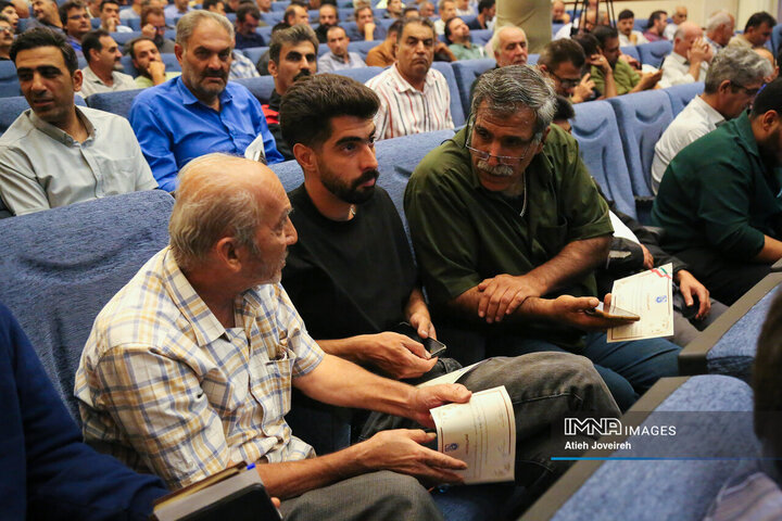 دوره آموزشی رانندگان حمل‌و‌نقل بار شهری اصفهان
