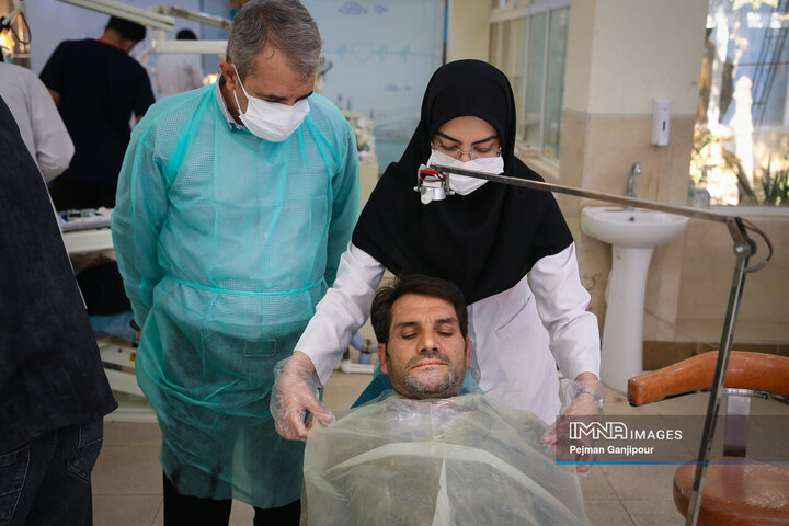 رویداد جهادی دندانپزشکی ویژه خادمان شهری اصفهان