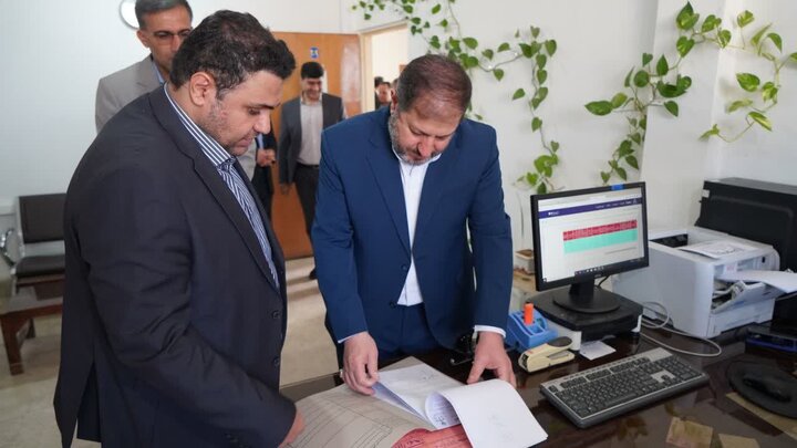 معادن و بنگاه‌های اقتصادی باید به مسئولیت اجتماعی خود در قبال مردم عمل کنند