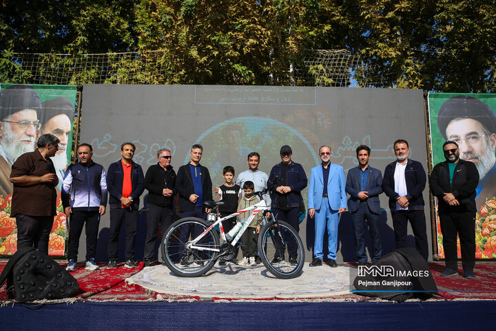 همایش دوچرخه‌سواری پرسنل شهرداری اصفهان