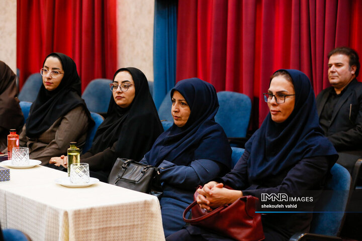 نشست فصلی مسئولان دفاتر شهرداری اصفهان
