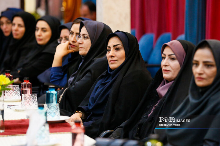 نشست فصلی مسئولان دفاتر شهرداری اصفهان