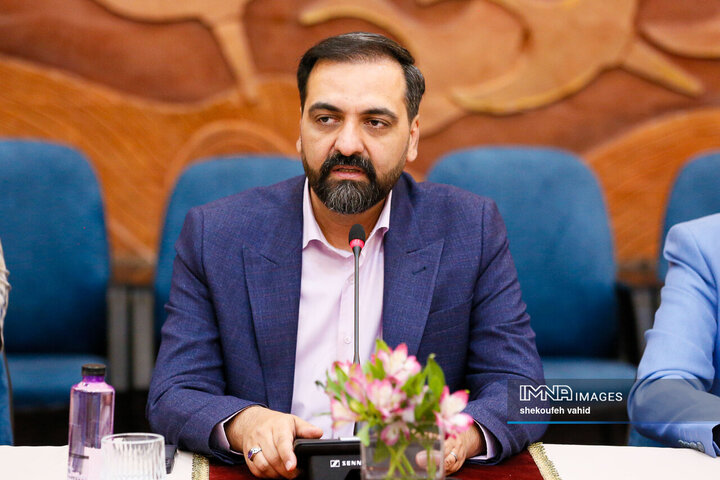 نشست فصلی مسئولان دفاتر شهرداری اصفهان