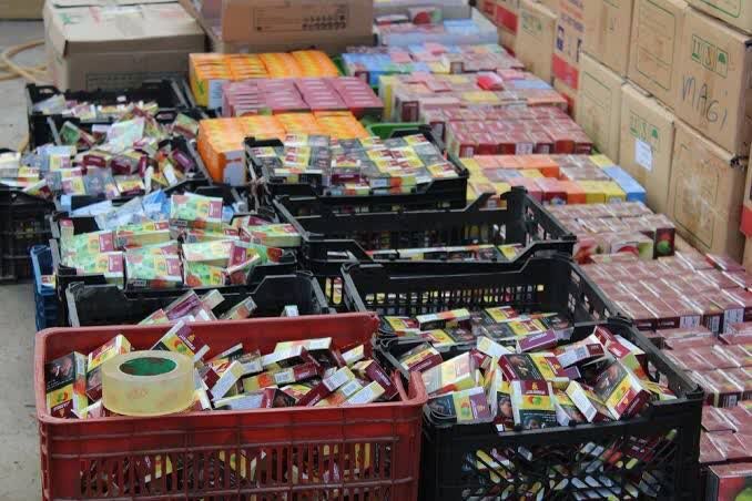 توقیف محموله ۶۰ میلیاردی تنباکو قاچاق در نطنز