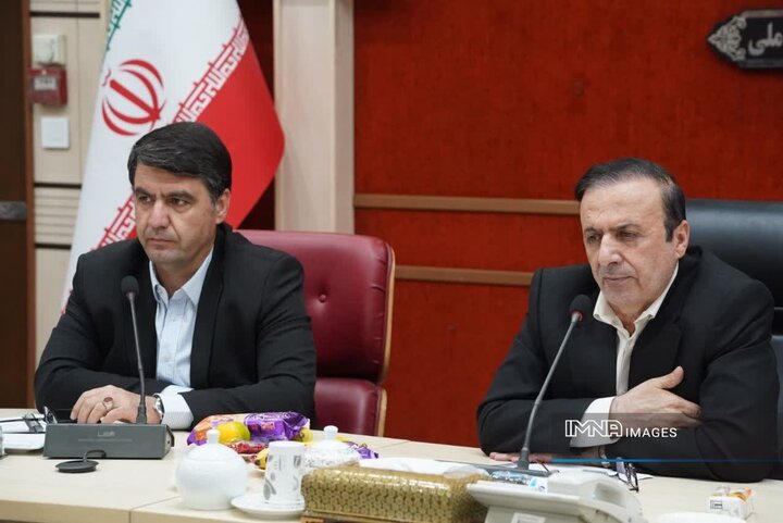 شهرداران از اتکا به عوارض ارزش افزوده دست بردارند