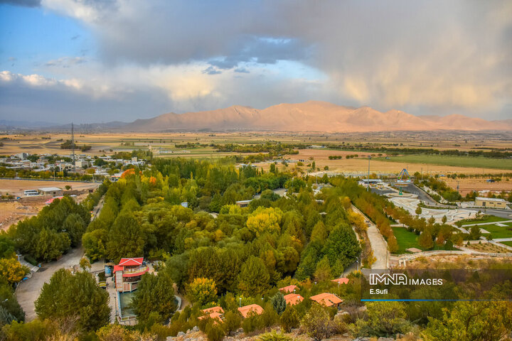 مرکزیِ ایران در قاب تصویر؛ روایت سرزمین مفاخر، طبیعت و صنعت