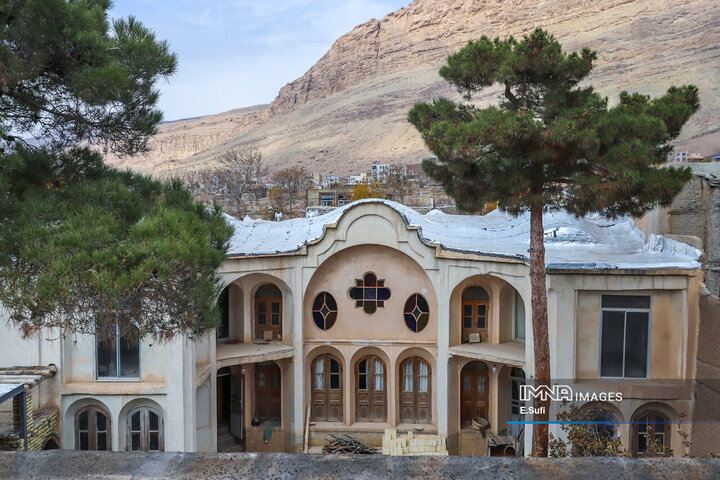مرکزیِ ایران در قاب تصویر؛ روایت سرزمین مفاخر، طبیعت و صنعت