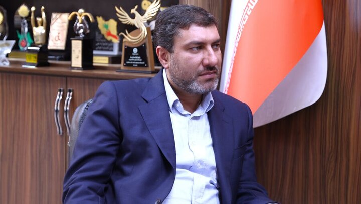 خدمت به مردم، اولویت اصلی کارکنان دولت است