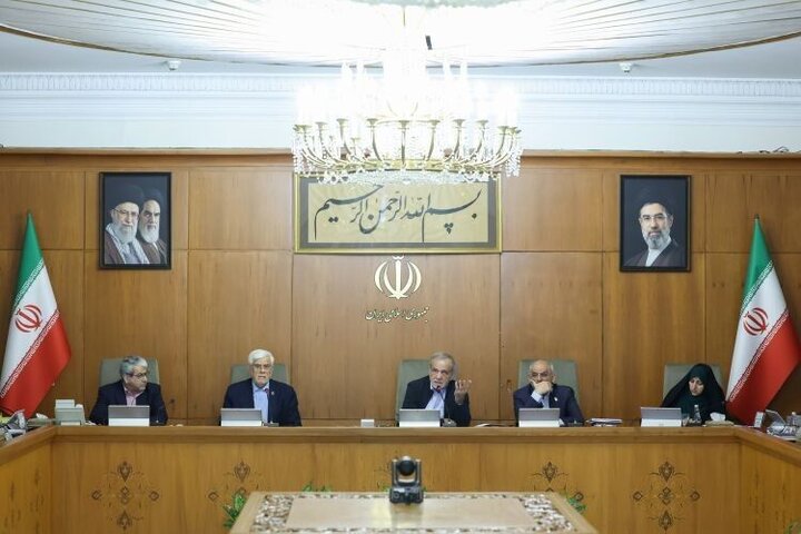گزارش دولت از تحقق ۱۴۱ همت صرفه‌جویی و برنامه‌های تکمیلی برای کاهش هدررفت منابع