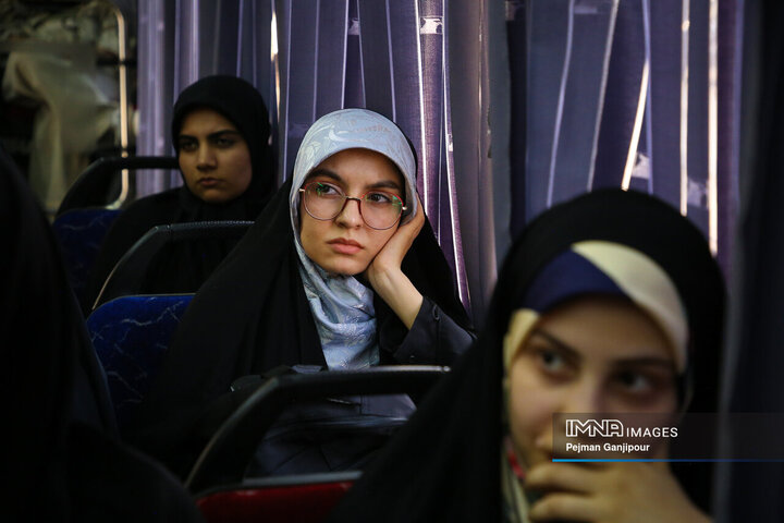 بازدید جمعی از دانشجویان دانشگاه اصفهان از پروژه‌های شهرداری
