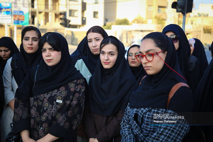 بازدید جمعی از دانشجویان دانشگاه اصفهان از پروژه‌های شهرداری