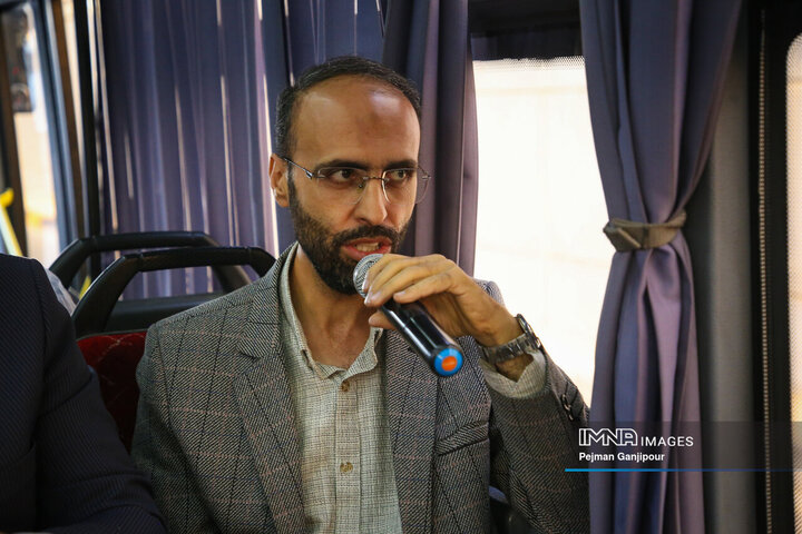 بازدید جمعی از دانشجویان دانشگاه اصفهان از پروژه‌های شهرداری