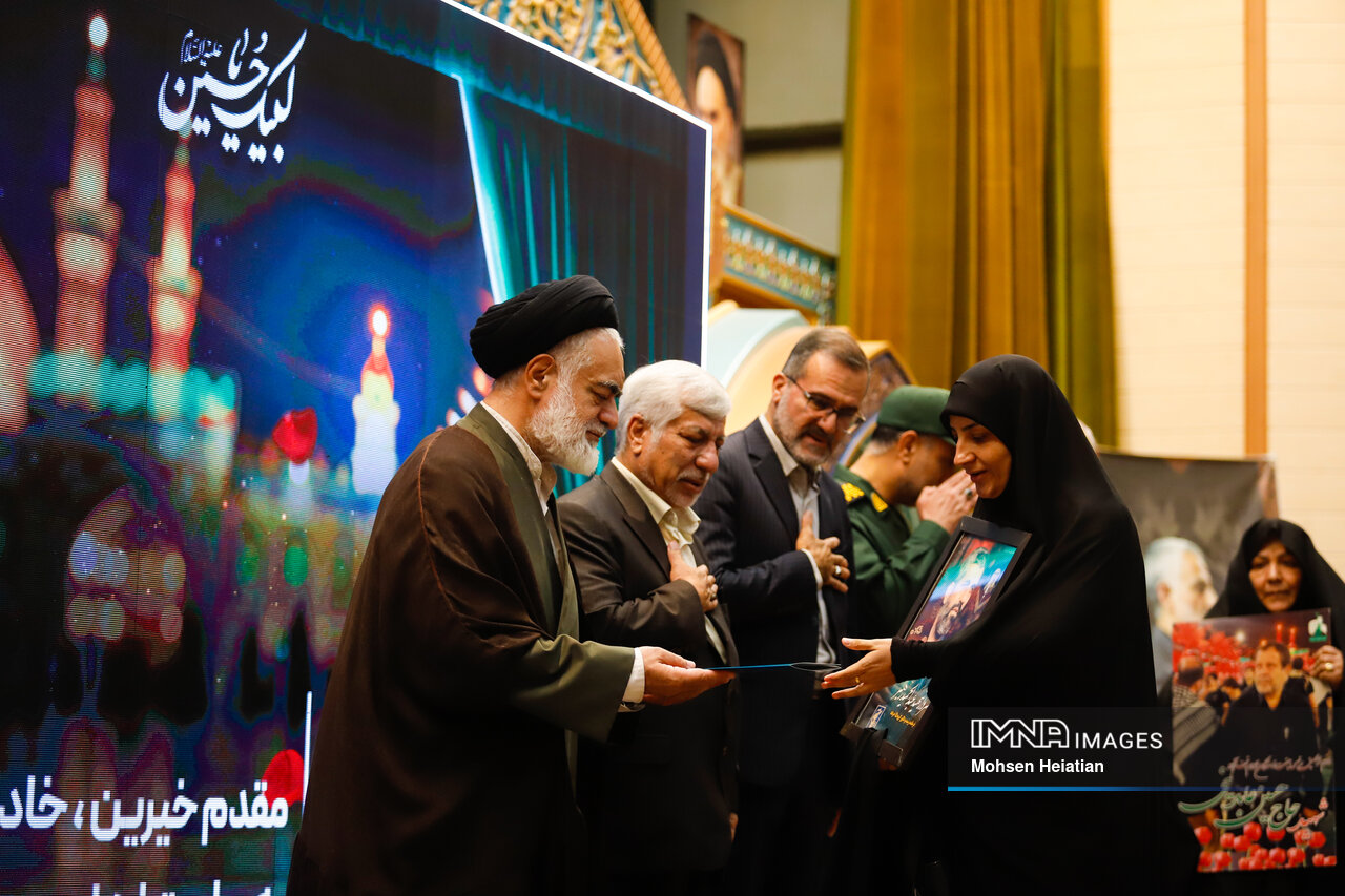 از استکان چای موکب تا دستهای یاری در روزهای جنگ/خادمالحسینهایی که وطن را تنها نگذاشتند