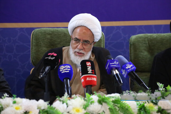 دستگاه‌ها برای اجرای طرح‌های قرآنی پای کار بیایند