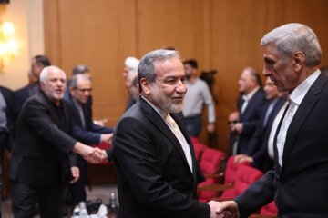 عراقچی: عقلانیت انقلابی، ویژگی بارز شهید خرازی بود