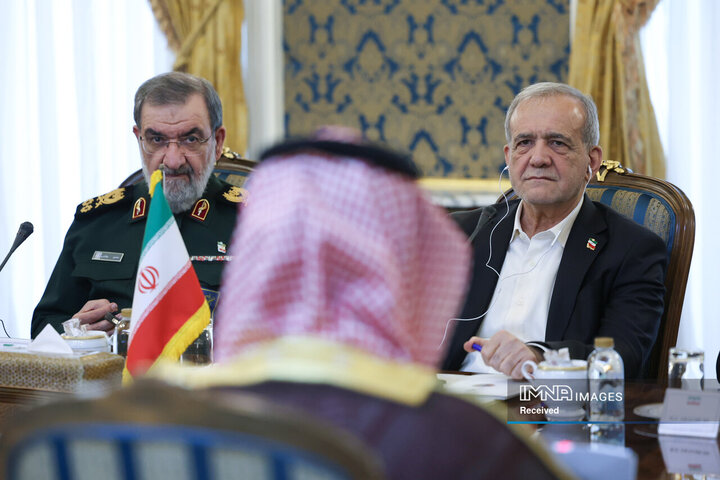 دیدار مقامات ترکیه، پاکستان و عربستان با رییس جمهور