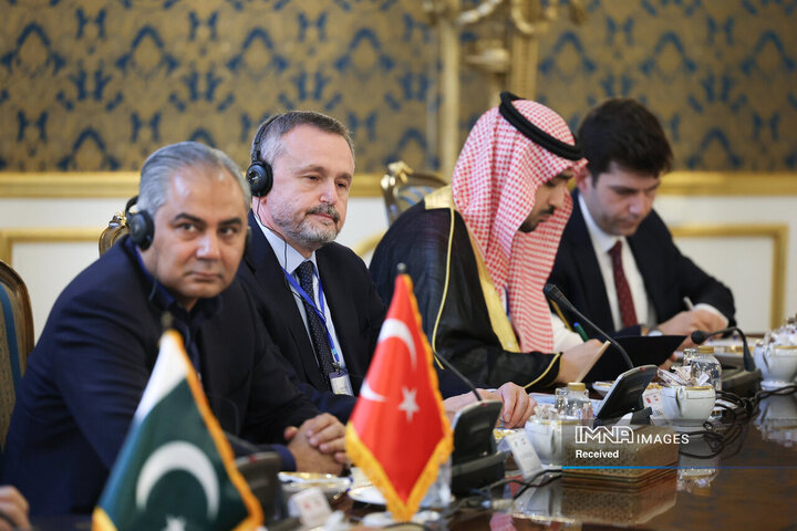 دیدار مقامات ترکیه، پاکستان و عربستان با رییس جمهور