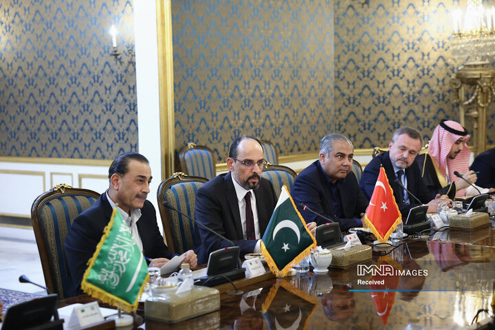 دیدار مقامات ترکیه، پاکستان و عربستان با رییس جمهور