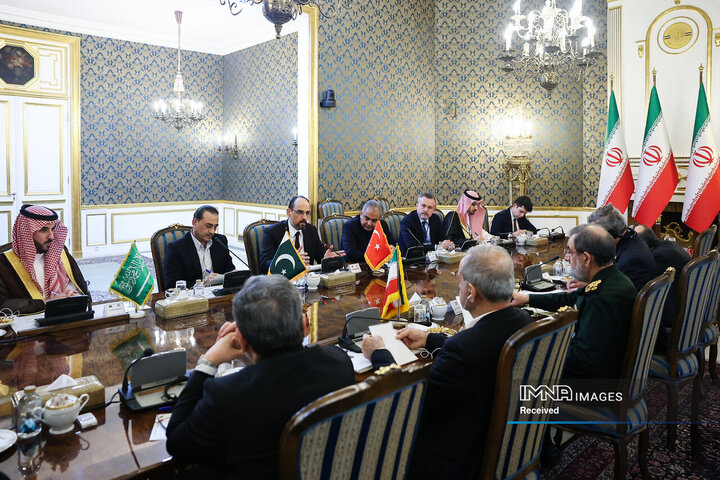 دیدار مقامات ترکیه، پاکستان و عربستان با رییس جمهور