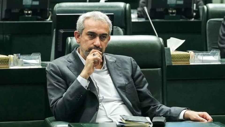کارت زرد مجلس به وزیر اقتصاد؛ گرانی‌ها وزیر را به صحن کشاند