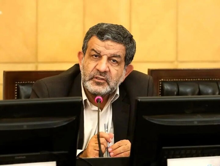 کارت زرد مجلس به وزیر اقتصاد؛ گرانیها وزیر را به صحن کشاند