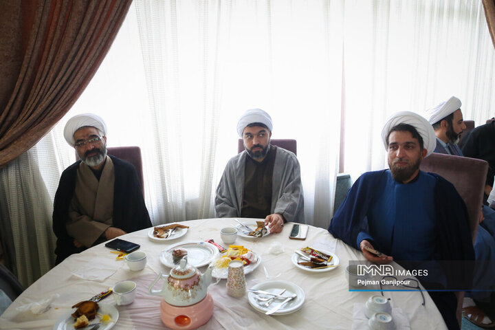 دومین اجلاس نماز شهرداری اصفهان