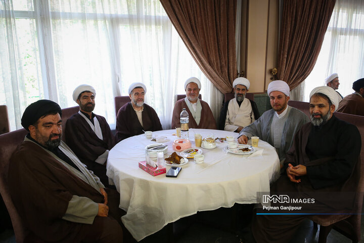دومین اجلاس نماز شهرداری اصفهان
