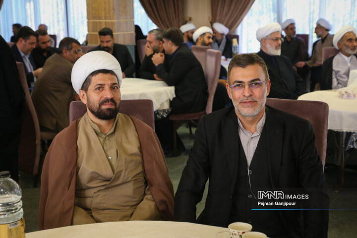 دومین اجلاس نماز شهرداری اصفهان