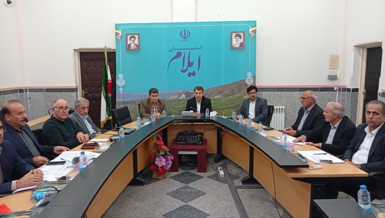 لزوم تسریع در رفع موانع سرمایهگذاری در نیروگاههای خورشیدی ایلام