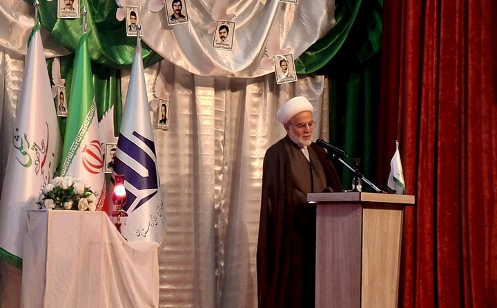 شهدای سلامت با ایثار و روحیه جهادی در میدان خدمت حاضر شدند